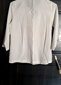 Chic White &amp; Black Trim shirt
