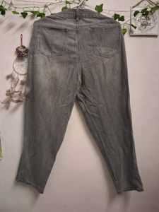 Grey Wash Relaxed Fit Jeans