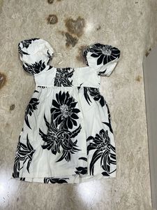 Chic Black &amp; White Floral Mini Dress