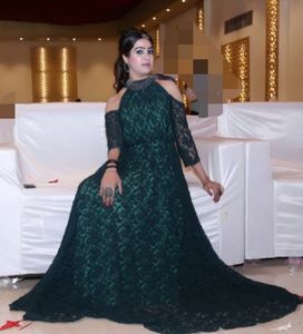Elegant Emerald Green Lace Gown