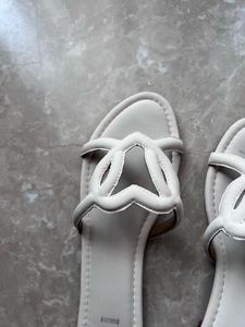 Stylish Heart Flat Sandals
