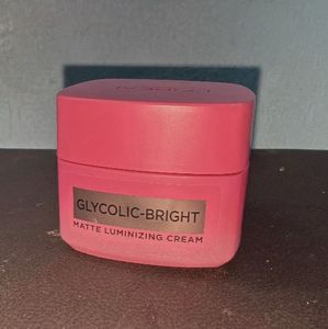 Glycolic-Bright Matte Luminizing Cream