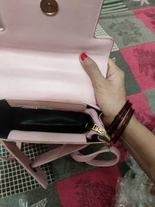 Chic Pink Croc Embossed Crossbody Bag