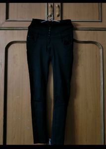 High Waisted Black Jeans skinny