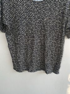 Stylish Black &amp; White Striped Top