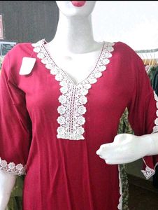 Maroon Kurta Set with White Lace Trim