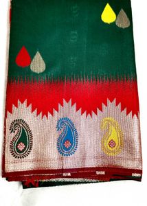 Ikat Silk Saree With Blouse Piece