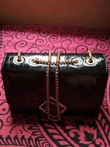 2 Bag With Chain
