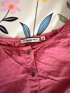 Women's Pink Button-Up Cropped Top