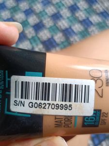 Maybelline New York Foundation 230 Shade