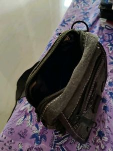 Stylish Crossbody Bag for Everyday Use