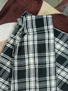 Dc Black Ans White Check Shirt