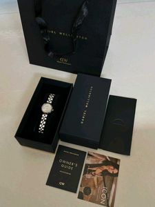 Daniel Wellington Rose Gold Watch