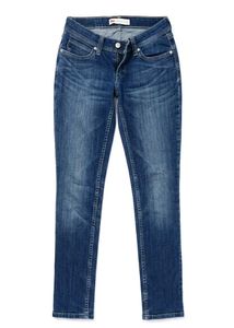 Bold Curve Levi's Jeans