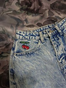 Urbanic Y2K Vintage Toned Acid Wash Jeans