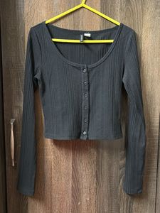 Ribbed Button-Up Cropped Top
