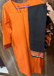 Narayanpet Kurti Set with Dupatta – XS – Worn Once