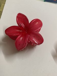 Daisy Flower Hair Claw Clip