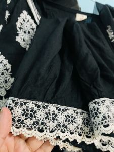 beautiful black Pakistani suit