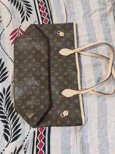 Louis Vuitton Neverfull Tote