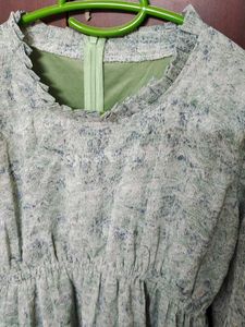 Western top with clinched waist