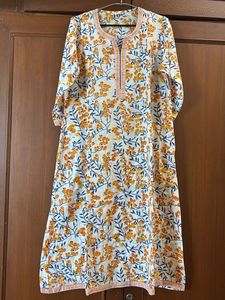 Women Floral Print Cotton Kurta
