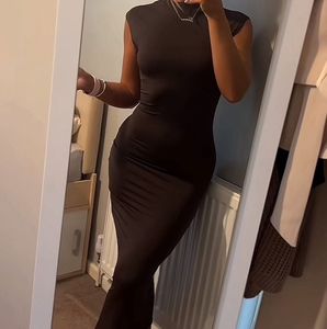 Chic Bodycon Midi Dress