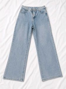 Light Wash Straight Leg Jeans