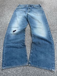 Classic Blue Wash Distressed Jeans
