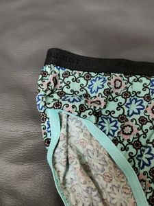 Comfortable Floral Briefs