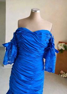 Stunning Royal Blue Off-Shoulder Gown