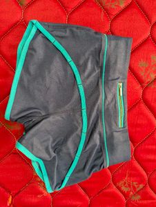 Athletic Shorts xs