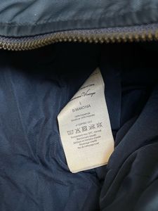 Stylish Bomber Jacket with Fur Collar