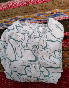 Flowy White &amp; Teal Abstract Print Dress