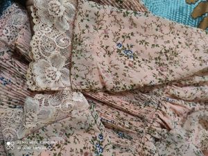Chic Floral Print Peplum Top