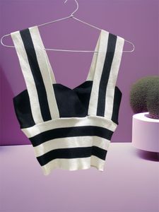 Chic Black &amp; White Striped Crop Top