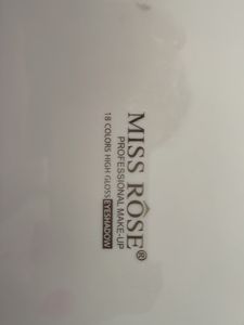 Miss Rose Eye Shadows Shades