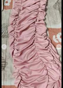 NEWME. Elegant Pink Off-Shoulder Ruched Dress