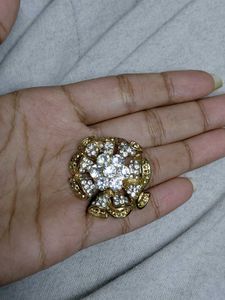 Stunning Floral Rhinestone Ring
