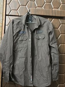 Men's Casual Button-Up Shirt