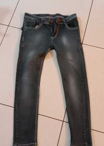 Bundle of 5 Pairs Jeans
