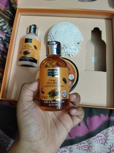 Bryan &amp; Candy Cocoa &amp; Shea Bath Essentials Set