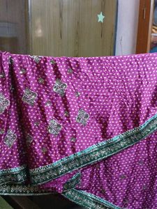 Gorgeous Magenta Bandhani Saree