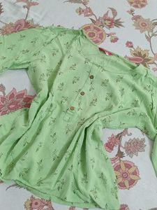 Women short kurtii