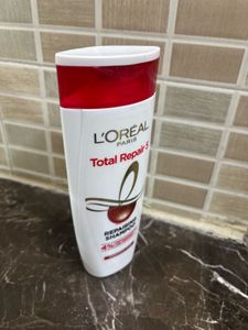 L'Oreal Paris Total Repair 5 Shampoo