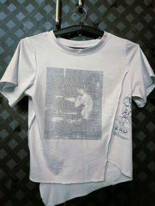 Graphic Print Asymmetrical T-Shirt! ⛓️🖇️