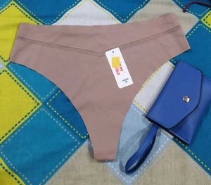 Seamless Thong Panty high waist