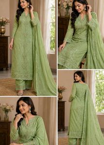 Elegant Green Kurta Set with Intricate Embroidery