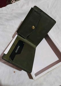 Stylish Green Leather Wallet