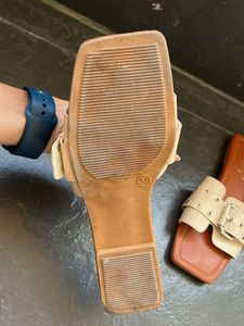 Dressberry Buckle Detail Flats